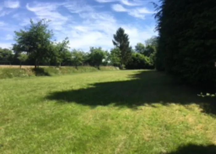 Unique & Serene 1-bed Close To Semesterbostad